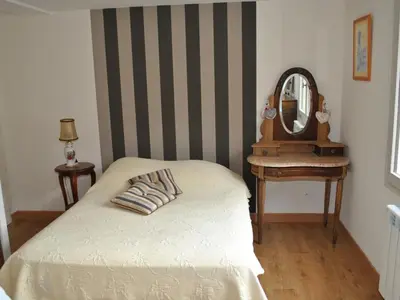 Un ou plusieurs lits dans un hébergement de l'établissement Maison confortable et lumineuse près de Tours - FR-1-381-230