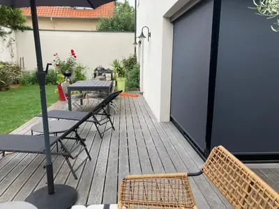 Terrasse ou espace extérieur de l'établissement Villa du jardin des plantes 56 Rue Prémartine
