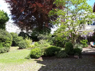 Jardin de l'établissement Le Mans Chambre