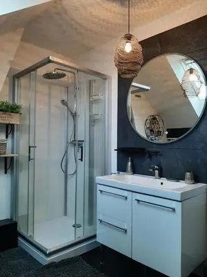 Salle de bains dans l'établissement Louane