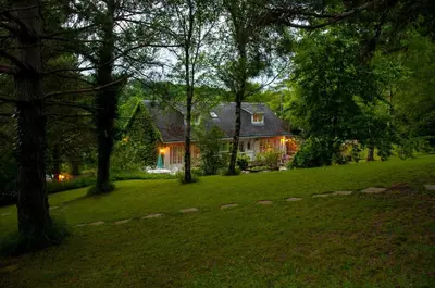 Jardin de l'établissement Studios Les Iris