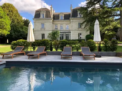 Piscine de l'établissement La Seignère ou située à proximité