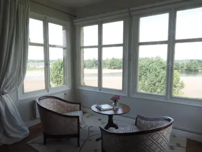 Coin salon dans l'établissement Manoir de Beauregard - Cunault