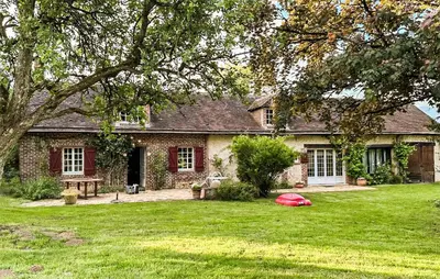 Jardin de l'établissement Cozy Home In Beauchene With Wifi