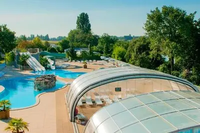 Plan de l'établissement Bungalow charmant à Trogues avec piscine partagée