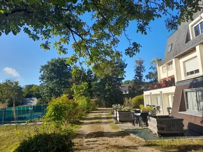 Jardin de l'établissement Hotel La Longue Vue
