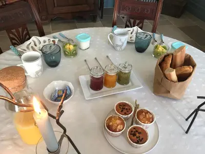 Nourriture dans la maison d'hôtes ou à proximité