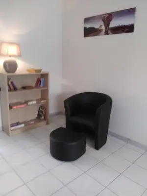 Coin salon dans l'établissement Gite Du Moulin Du Vivier