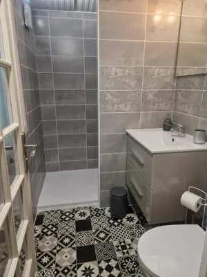Salle de bains dans l'établissement Domaine de Sahil