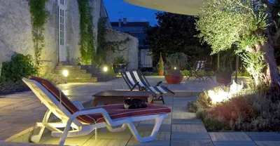 Jardin de l'établissement Le Manoir de Gâtines