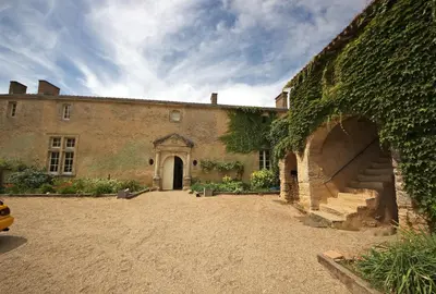 Jardin de l'établissement Le Manoir de Gâtines