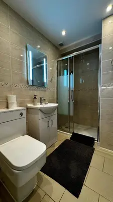 Salle de bains dans l'établissement Le Cormier