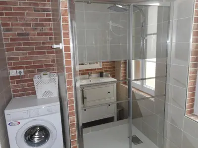 Salle de bains dans l'établissement GITE DE LA PECHERIE