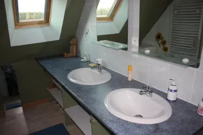 Salle de bains dans l'établissement gite de l'aunay