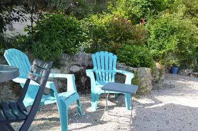 Jardin de l'établissement Les Troglos de l'Echeneau