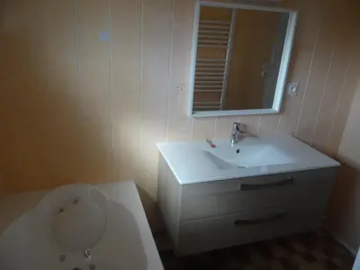 Salle de bains dans l'établissement circuit expo zenith