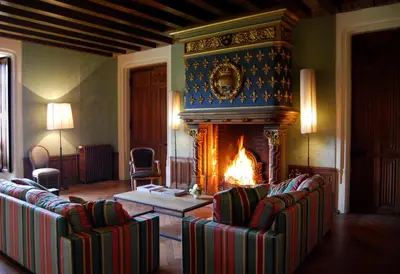 Coin salon dans l'établissement Chateau des Arpentis