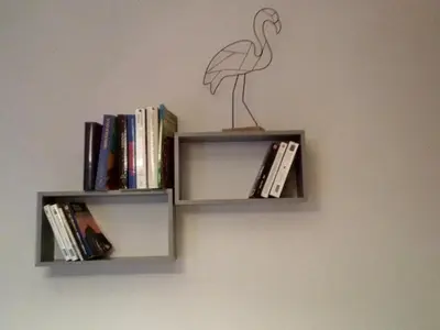 Bibliothèque dans la maison de vacances