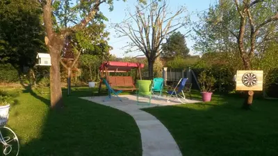 Jardin de l'établissement suite familiale 2 chambre