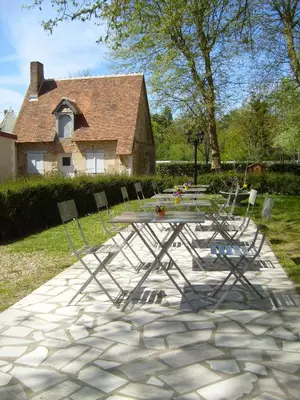 Jardin de l'établissement Hostellerie le Clos du Cher