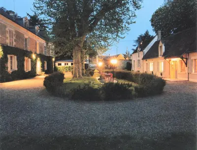 Jardin de l'établissement Hostellerie le Clos du Cher