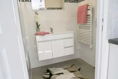Salle de bains dans l'établissement Country House - La Valentrée