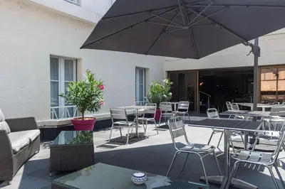Restaurant ou autre lieu de restauration dans l'établissement Best Western Plus l'Artist Hotel
