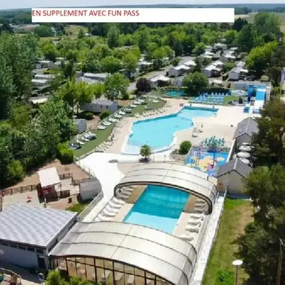MHVACANCES LOUENT PLUSIEURS MOBILHOMES DANS CAMPING 4 ETOILES PROCHE CHATEAUX et ZOO BEAUVAL