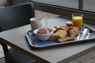 Nourriture dans l'hôtel ou à proximité
