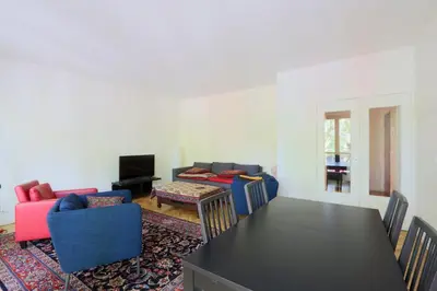 Télévision ou salle de divertissement dans l'établissement Spacious T3 #JeanJaurès#Tours #Hypercentre#parking