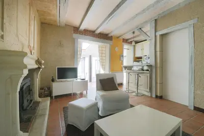 Cuisine ou kitchenette dans l'établissement Elegant and spacious T2 #Tours #Halles #Courprivée