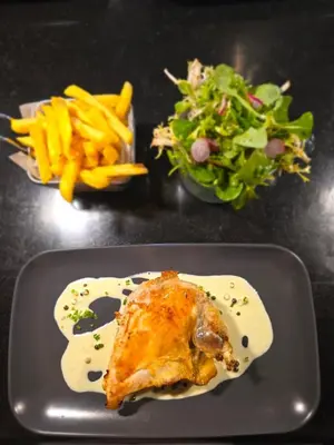 Nourriture dans l'hôtel ou à proximité