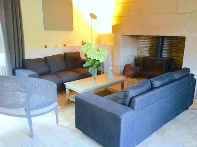 Coin salon dans l'établissement Manoir - Gîte avec Spa pour 10 p.