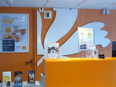 Certificat, récompense, panneau ou autre document affiché dans l'établissement Premiere Classe Saumur