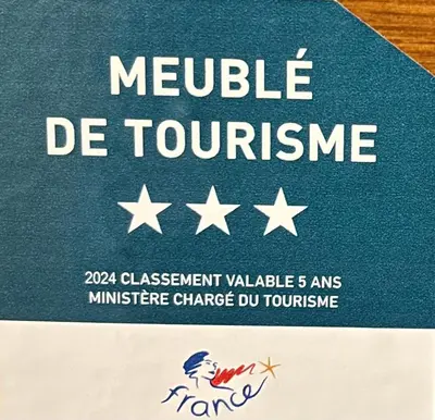 Certificat, récompense, panneau ou autre document affiché dans l'établissement Châtel Rose - Historical Centre with Garden