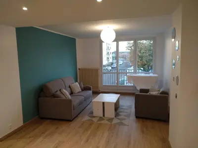 Coin salon dans l'établissement Nouveau! Appartement 80m2 tout neuf avec 3 belles chambres