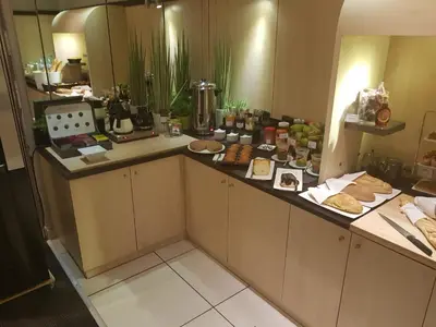 Cuisine ou kitchenette dans l'établissement Mercure Tours Centre Gare et Congrès