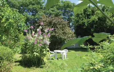 Jardin de l'établissement Le Clos Des Tilleuls