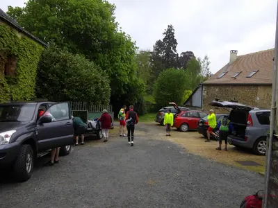 Clients de l'établissement Hotel Saint François Précigné Soirée étape sur demande Proche Sablé-sur-Sarthe