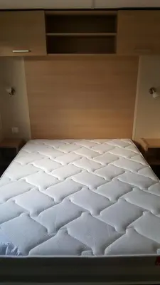 Un ou plusieurs lits dans un hébergement de l'établissement Grand mobil home exposé sud, 2 salles de bain