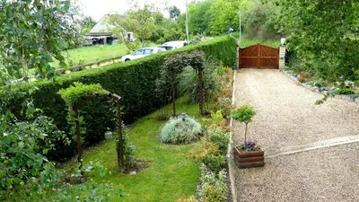Jardin de l'établissement Les dauphins de Mareuil