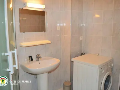 Salle de bains dans l'établissement Longère paisible entre rivières et vignes, animaux admis - FR-1-381-501
