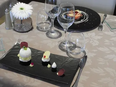 Nourriture dans l'hôtel ou à proximité