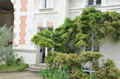 Jardin de l'établissement L'Orangerie du Château - LE NID - GITE 2 Personnes