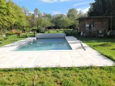 Piscine de l'établissement Villa élégante à Château-la-Vallière avec piscine privée ou située à proximité