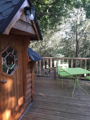 Plan de l'établissement CABANE DANS LES ARBRES
