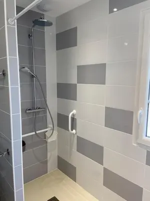 Salle de bains dans l'établissement Gîte Hibiscus