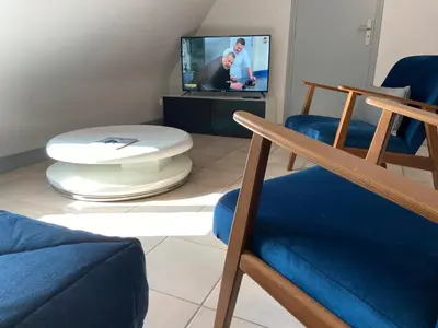 Télévision ou salle de divertissement dans l'établissement Le 38, gite 2 chambres proche commerces