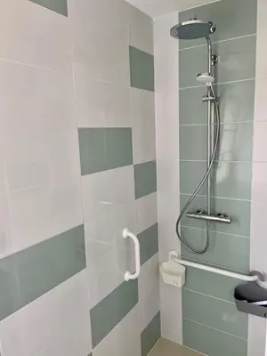 Salle de bains dans l'établissement Gîte Eucalyptus
