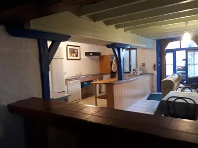 Cuisine ou kitchenette dans l'établissement Grand gîte à la campagne